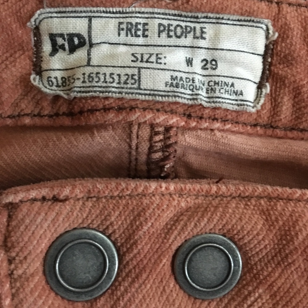 Free People ankle length corduroy pant.